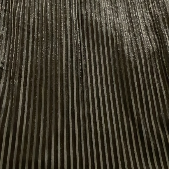 - b l a c k  v e l v e t - - Picture 3 of 3